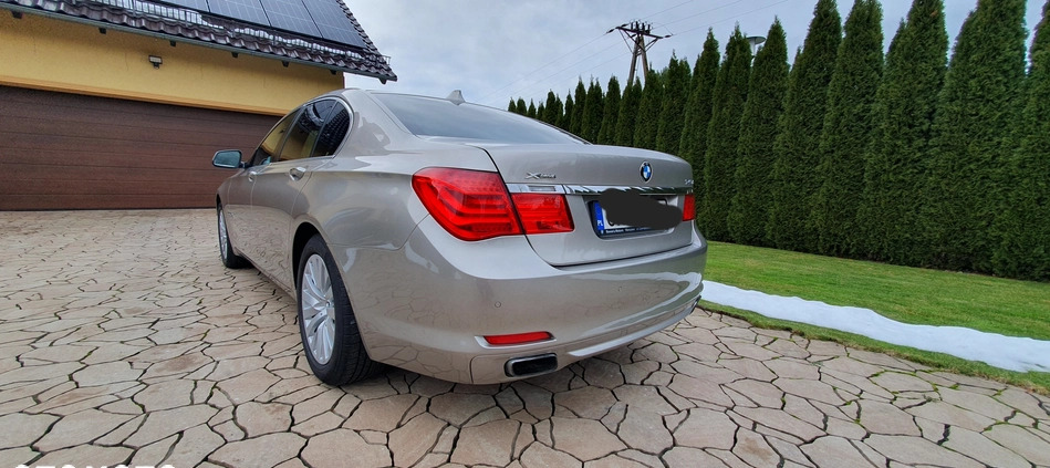 BMW Seria 7 cena 75000 przebieg: 240000, rok produkcji 2012 z Krapkowice małe 211